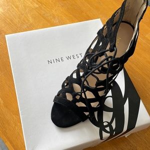 Sexy suede black Nine West heels